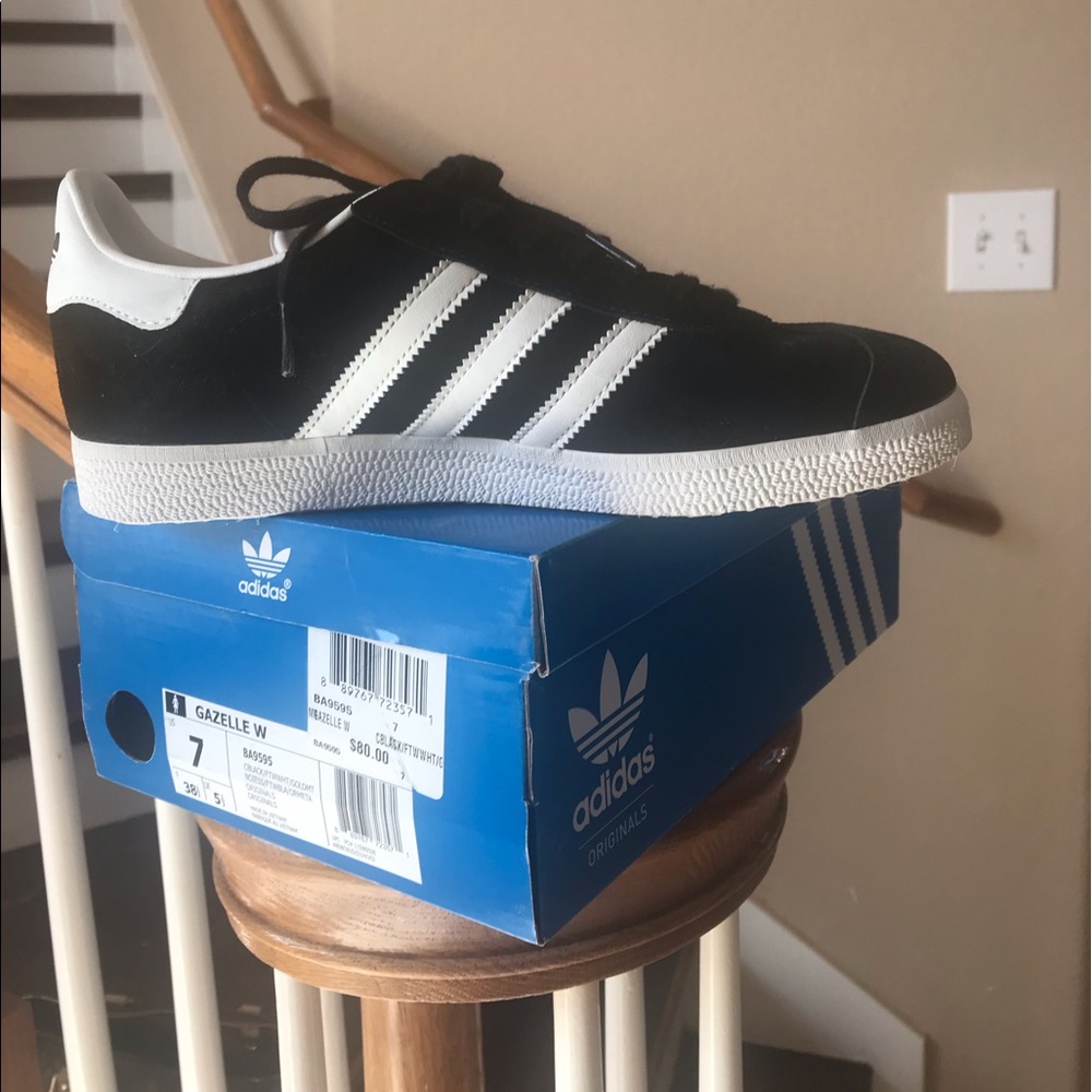 Adidas Gazelle Black Suede Sneakers Women’s 8.5